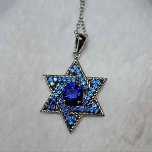 sterling silver star of david pendant necklace with blue stones